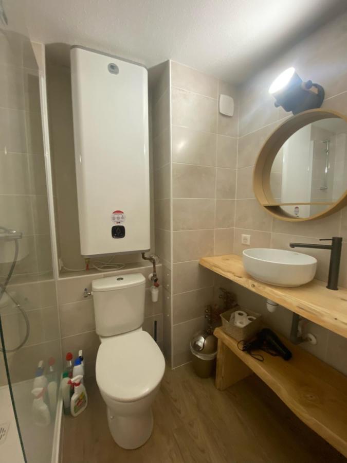 Appt chaleureux idéal pour 4 personnes au pied des pistes - draps et linges de toilette non fournis La Mongie Exterior foto